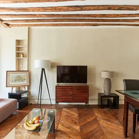 Apartment Bnbnova - Family Only - 2br - Palais Garnier & Place Vendome Paris
